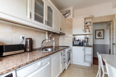 Apartamento T3 para Venda em Agualva e Mira-Sintra
