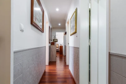Apartamento T3 para Venda em Agualva e Mira-Sintra