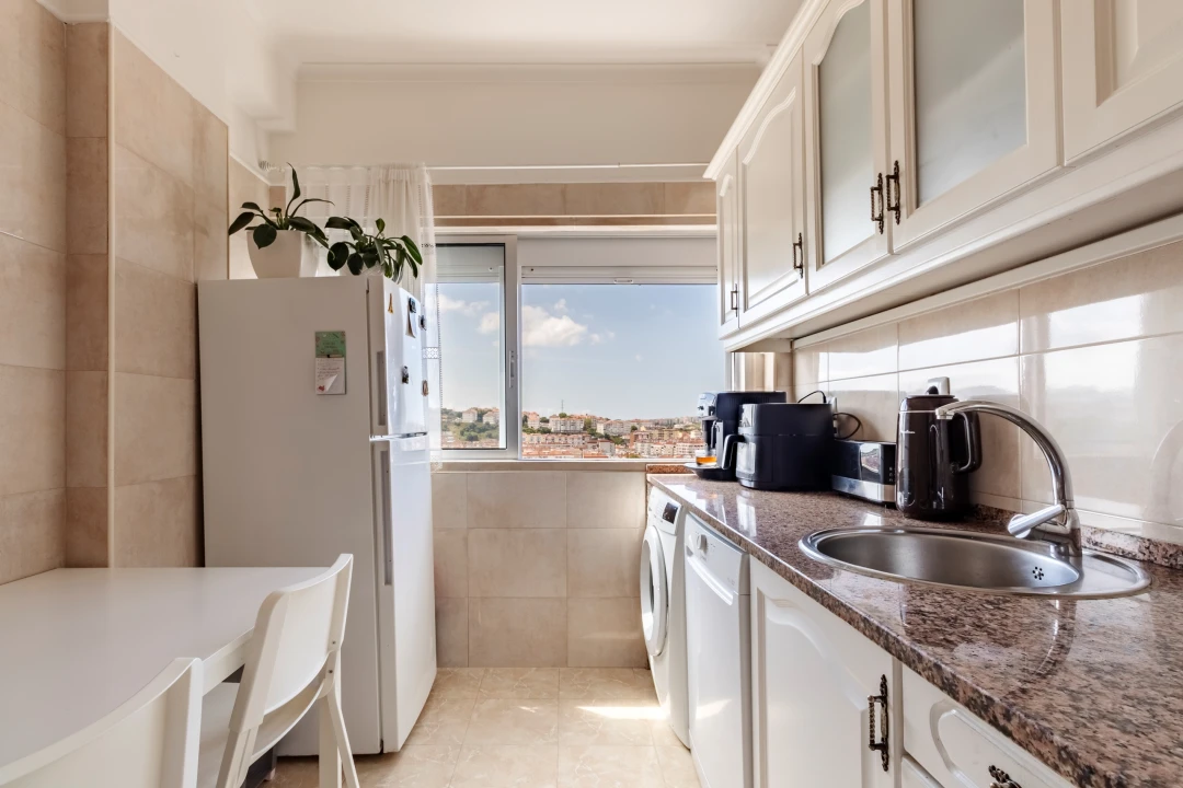Apartamento T3 para Venda em Agualva e Mira-Sintra Foto 9
