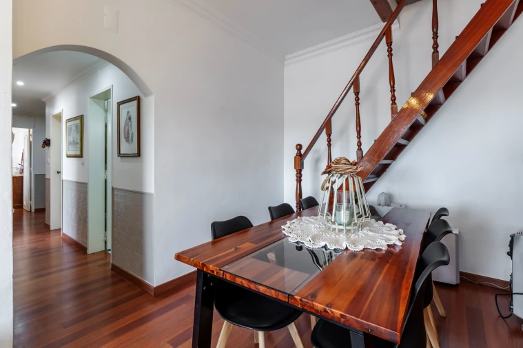 Apartamento T3 para Venda em Agualva e Mira-Sintra Foto 7