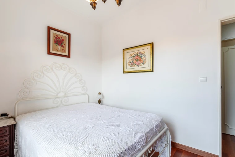 Apartamento T3 para Venda em Agualva e Mira-Sintra Foto 16