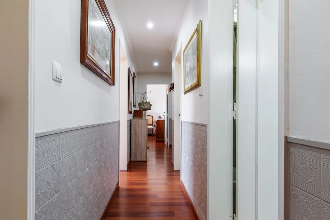 Apartamento T3 para Venda em Agualva e Mira-Sintra Foto 8