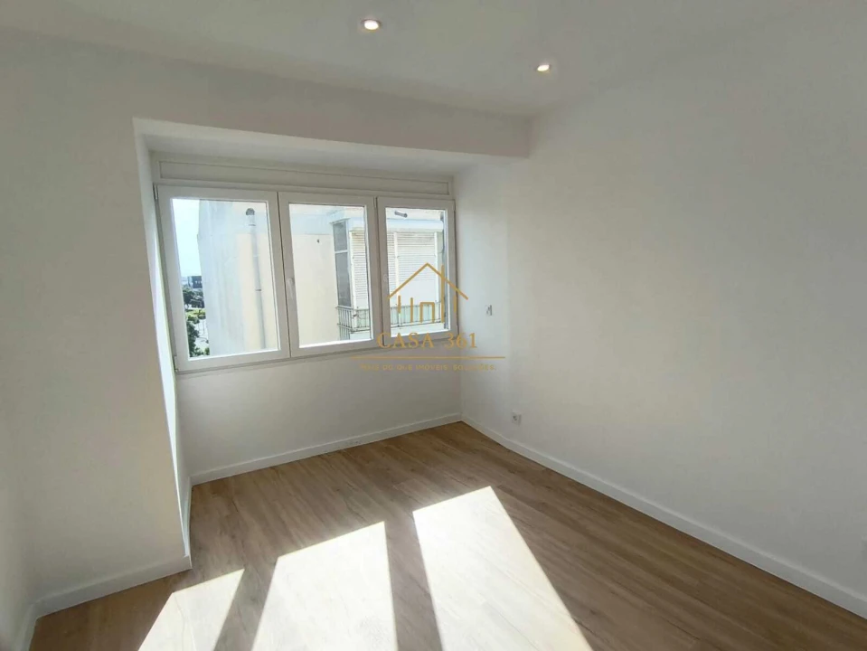 Apartamento T2 para Venda em Águas Livres Foto 11