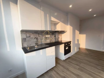 Apartamento T2 para Venda em Águas Livres
