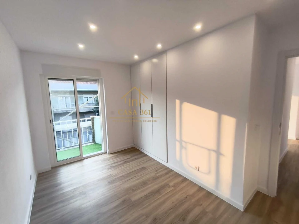 Apartamento T2 para Venda em Águas Livres Foto 18