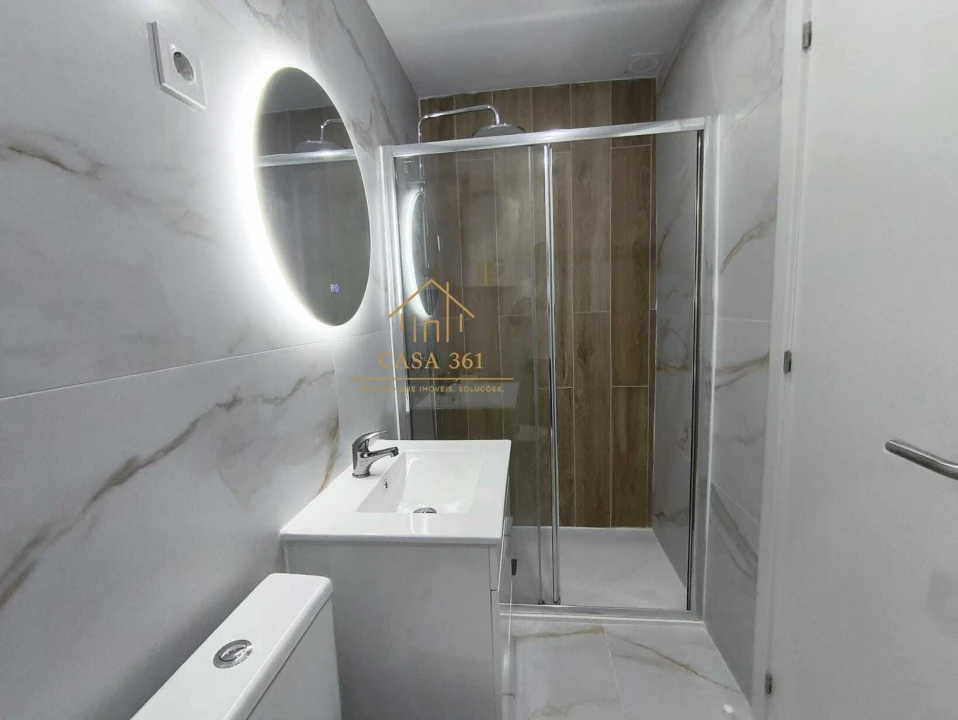 Apartamento T2 para Venda em Águas Livres Foto 22