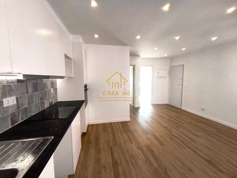 Apartamento T2 para Venda em Águas Livres Foto 5