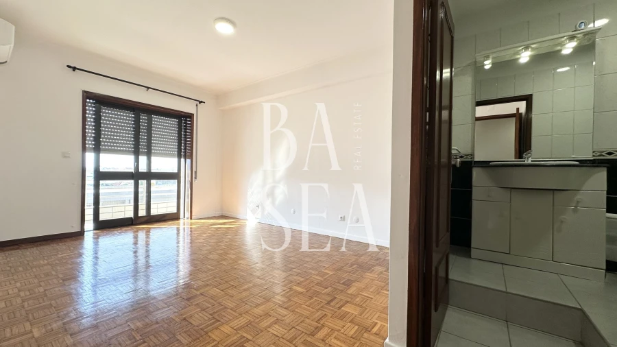 Apartamento T3 para Arrendamento em Lomar e Arcos Foto 8