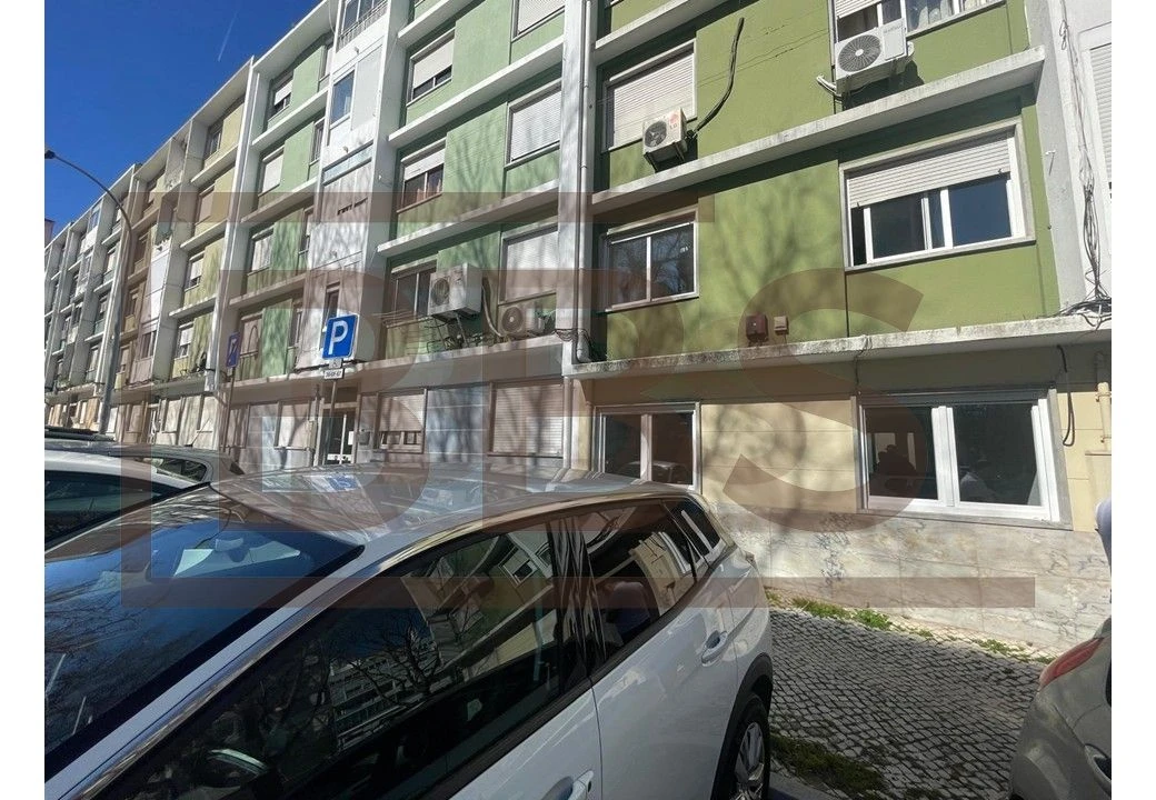Apartamento T2 para Venda em Benfica Foto 33
