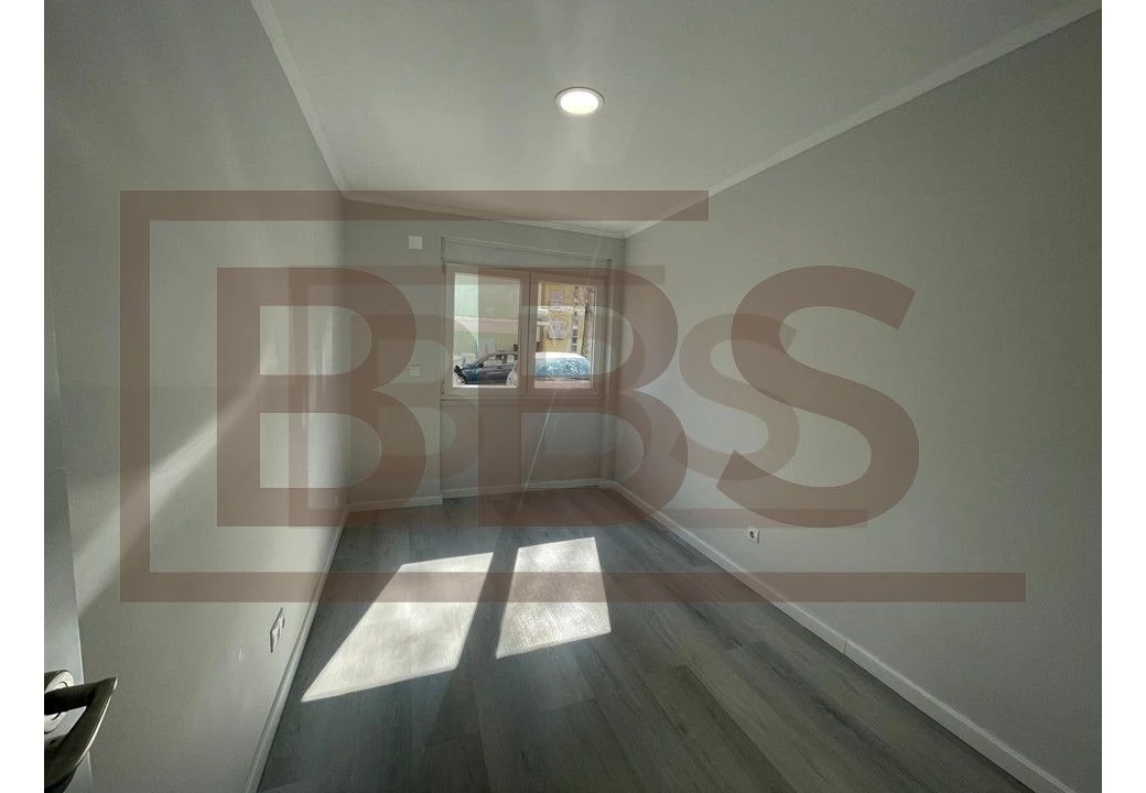 Apartamento T2 para Venda em Benfica Foto 28