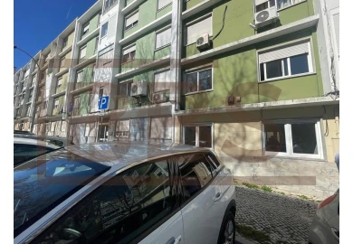 Apartamento T2 para Venda em Benfica