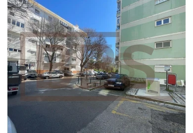 Apartamento T2 para Venda em Benfica