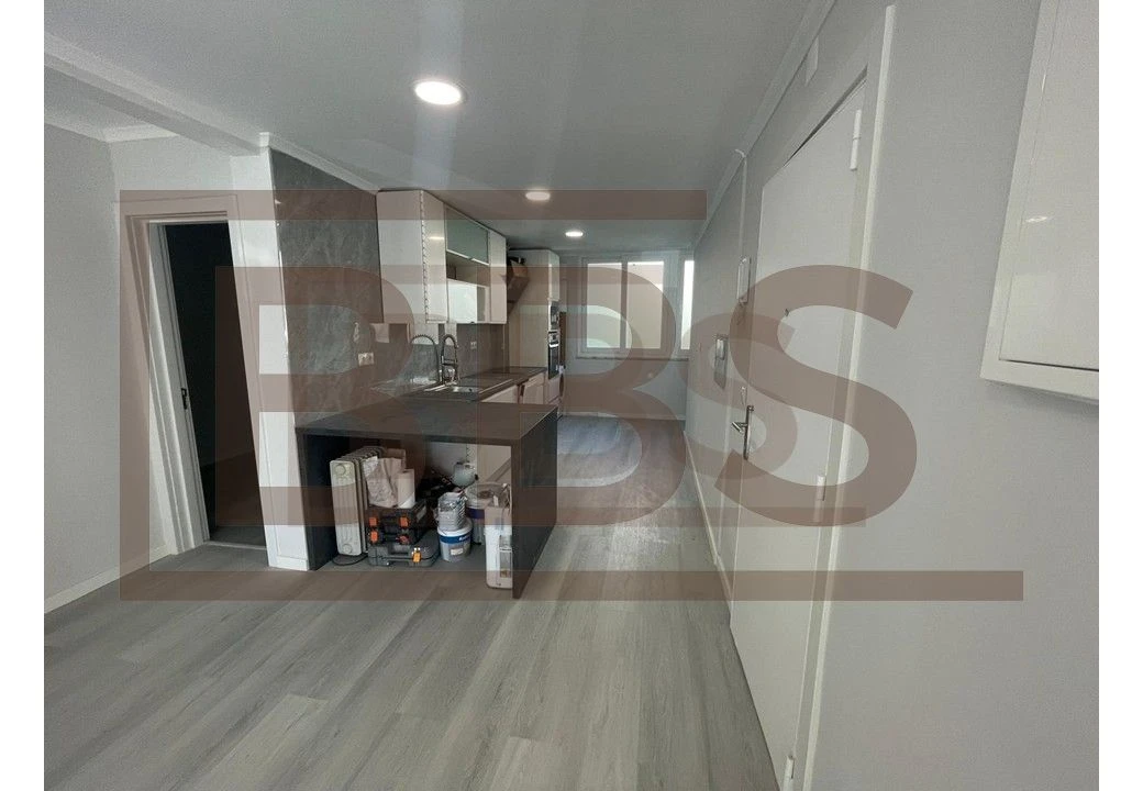 Apartamento T2 para Venda em Benfica Foto 31