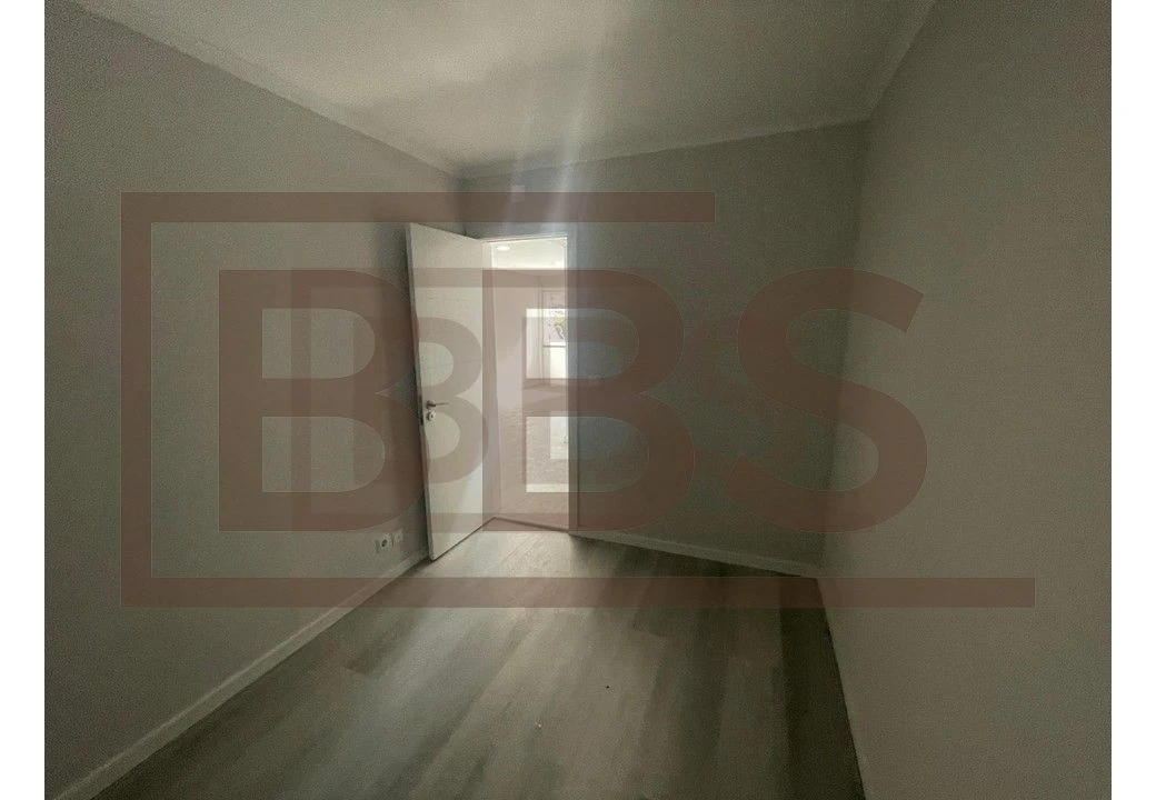 Apartamento T2 para Venda em Benfica Foto 25