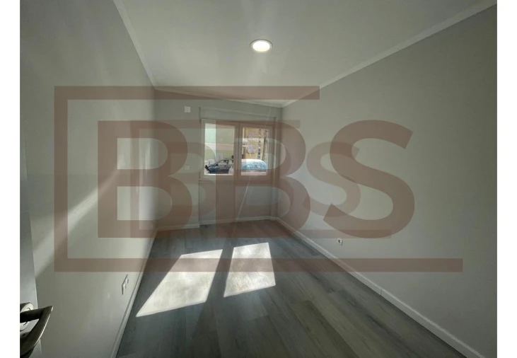 Apartamento T2 para Venda em Benfica Foto 28