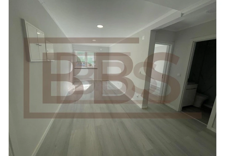 Apartamento T2 para Venda em Benfica Foto 9
