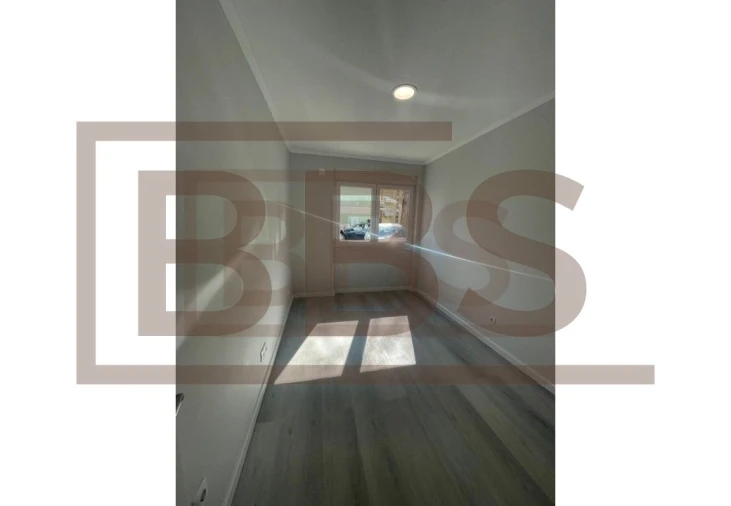 Apartamento T2 para Venda em Benfica Foto 27
