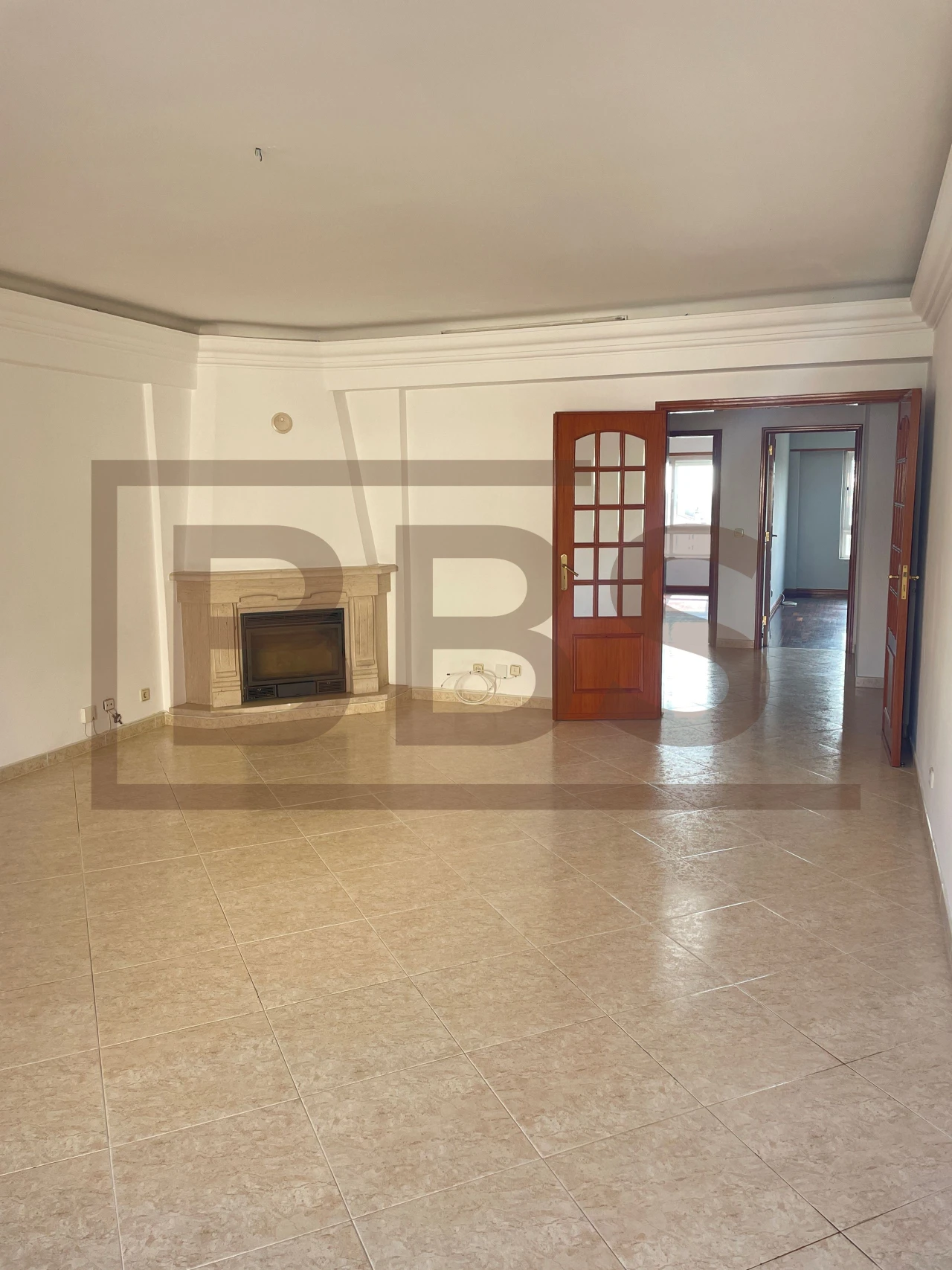 Apartamento T2 para Venda em Agualva e Mira-Sintra Foto 23