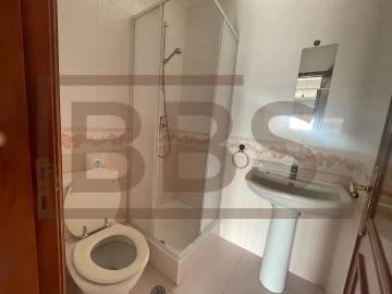 Apartamento T2 para Venda em Agualva e Mira-Sintra