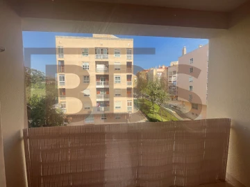 Apartamento T2 para Venda em Agualva e Mira-Sintra