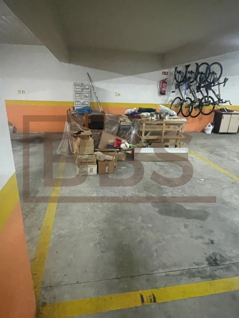 Apartamento T2 para Venda em Agualva e Mira-Sintra