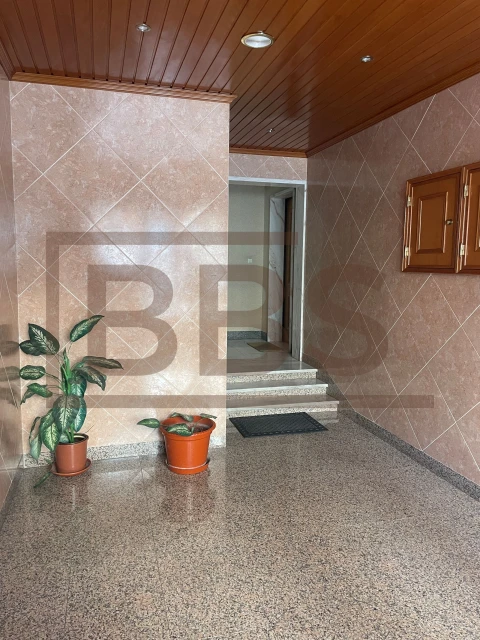 Apartamento T2 para Venda em Agualva e Mira-Sintra
