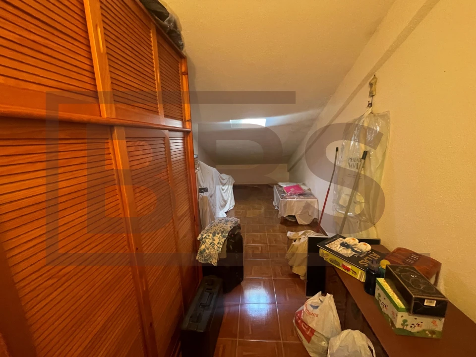 Apartamento T2 para Venda em Agualva e Mira-Sintra Foto 14