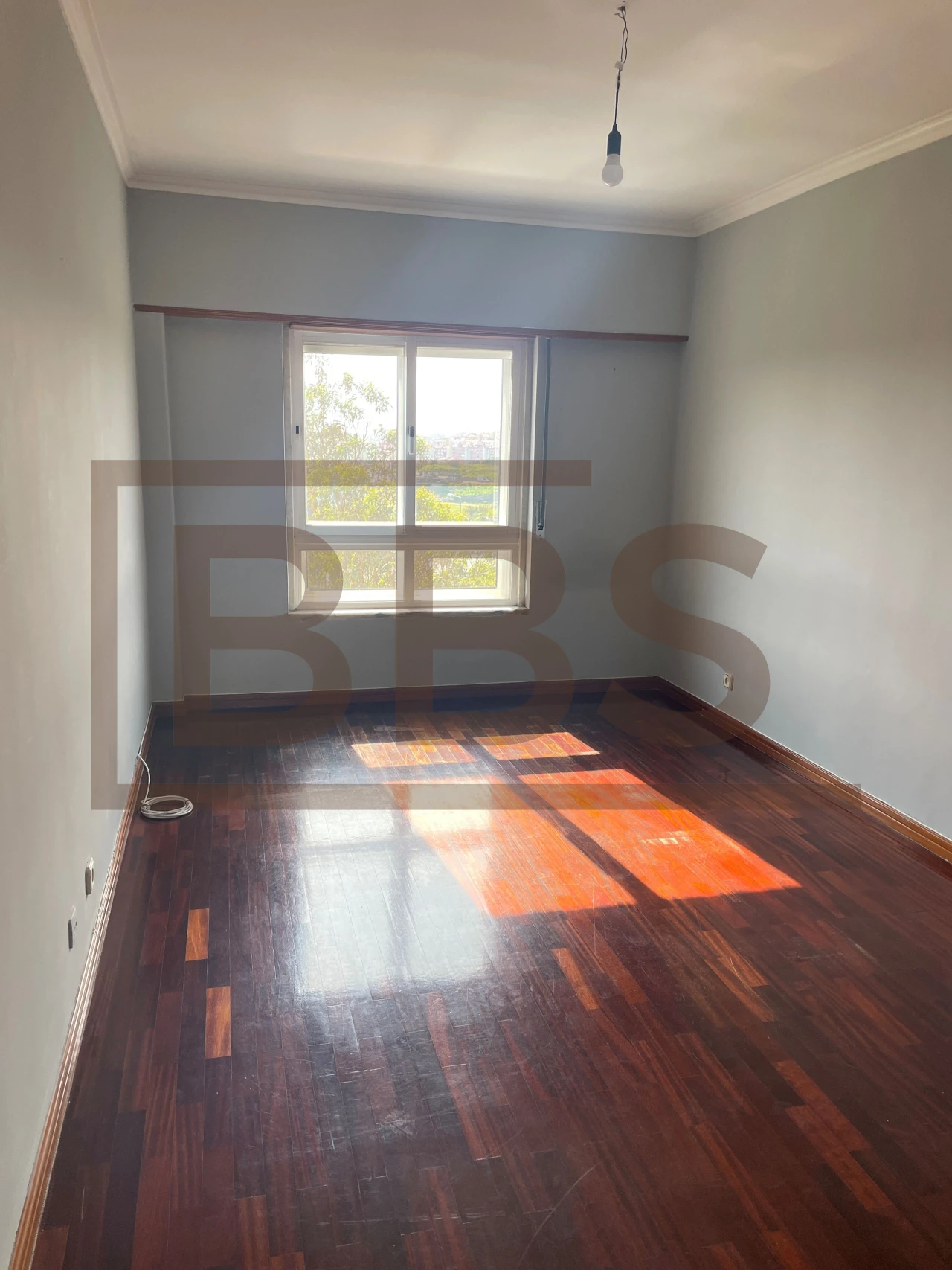 Apartamento T2 para Venda em Agualva e Mira-Sintra Foto 29