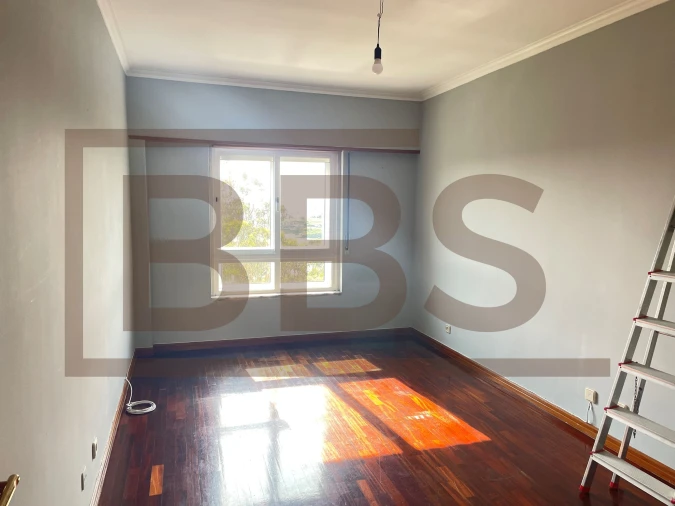 Apartamento T2 para Venda em Agualva e Mira-Sintra Foto 30