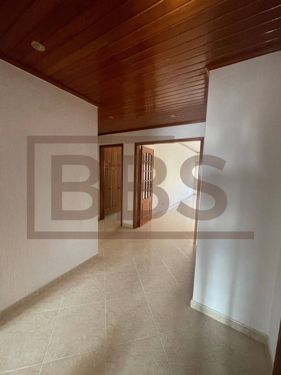 Apartamento T2 para Venda em Agualva e Mira-Sintra Foto 54