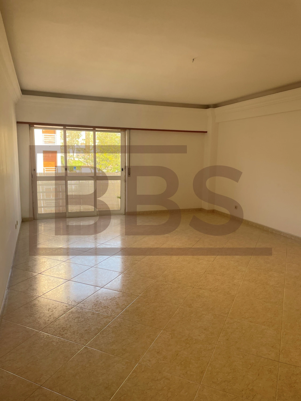 Apartamento T2 para Venda em Agualva e Mira-Sintra Foto 22