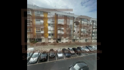 Apartamento T2 para Venda em Oeiras e São Julião da Barra, Paço de Arcos e Caxias