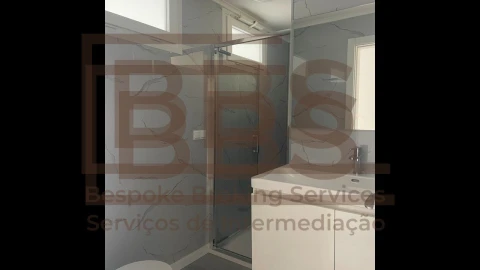 Apartamento T2 para Venda em Oeiras e São Julião da Barra, Paço de Arcos e Caxias