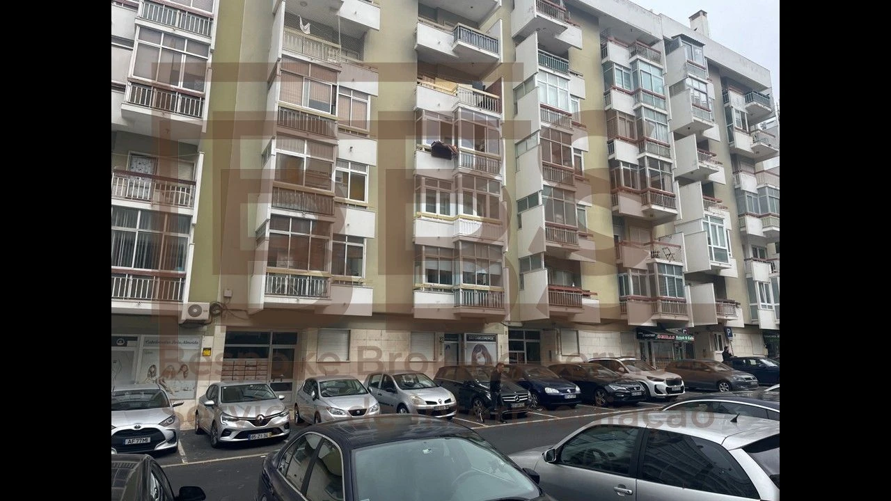 Apartamento T2 para Venda em Oeiras e São Julião da Barra, Paço de Arcos e Caxias Foto 90