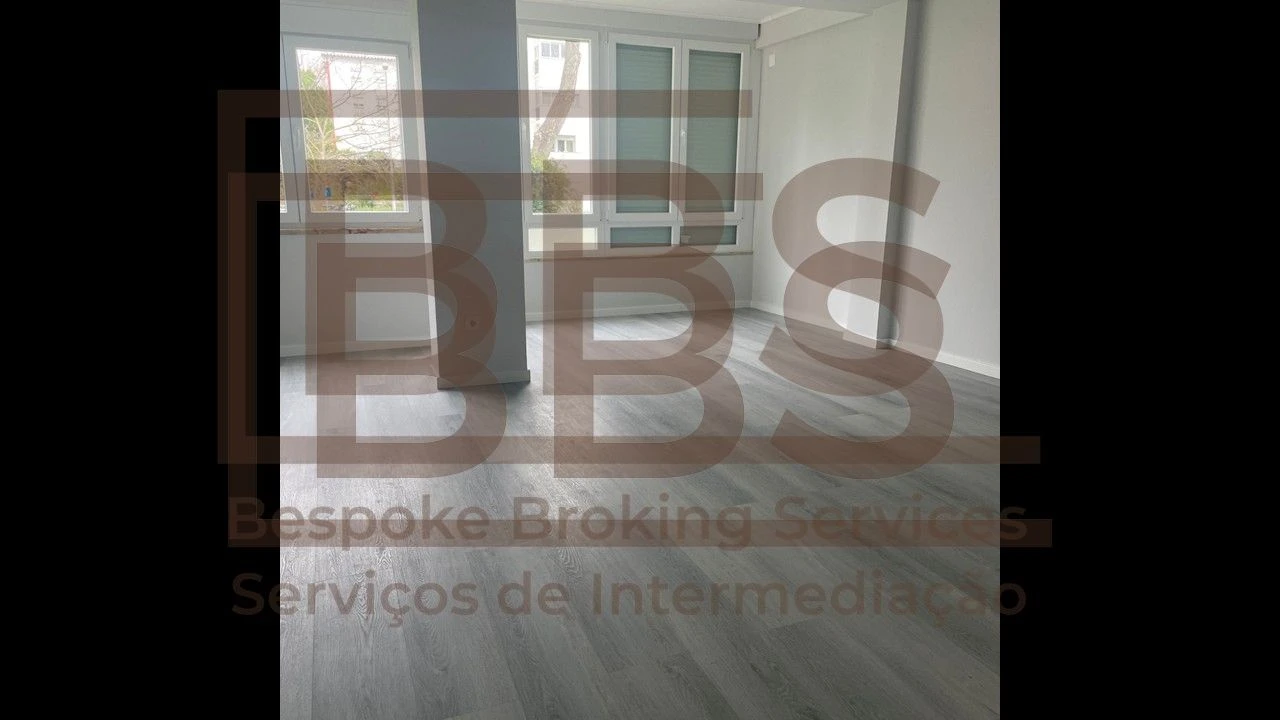 Apartamento T2 para Venda em Oeiras e São Julião da Barra, Paço de Arcos e Caxias Foto 2