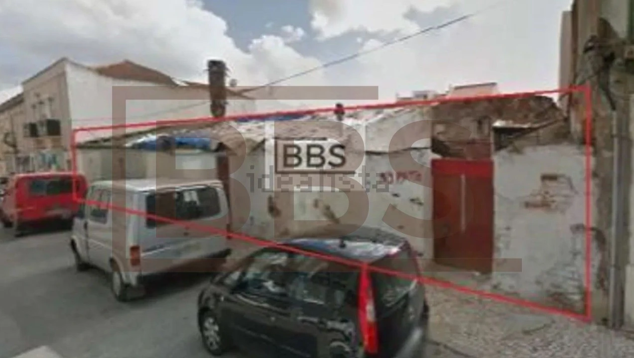 Prédio para Venda em Barreiro e Lavradio Foto 11