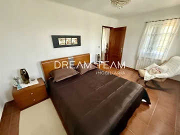 Quinta T5 para Venda em Santa Marinha e São Martinho