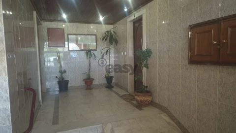 Apartamento T2 para Venda em Algueirão-Mem Martins