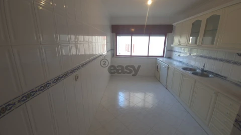 Apartamento T2 para Venda em Algueirão-Mem Martins