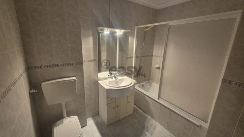Apartamento T2 para Venda em Algueirão-Mem Martins