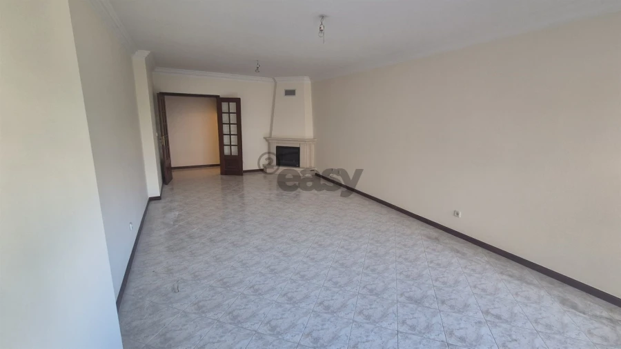 Apartamento T2 para Venda em Algueirão-Mem Martins Foto 20