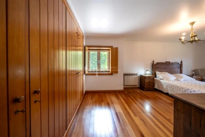 Apartamento T4 para Venda em Selho (São Cristovão)