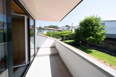 Apartamento T4 para Venda em Selho (São Cristovão)