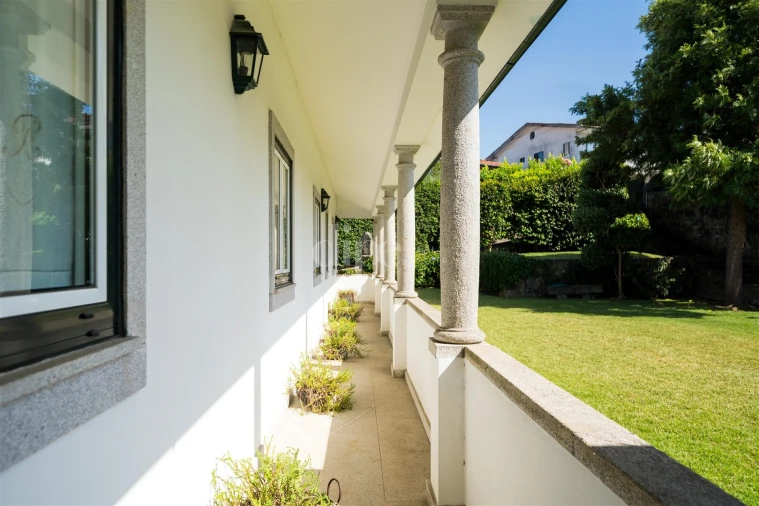 Apartamento T4 para Venda em Selho (São Cristovão) Foto 3
