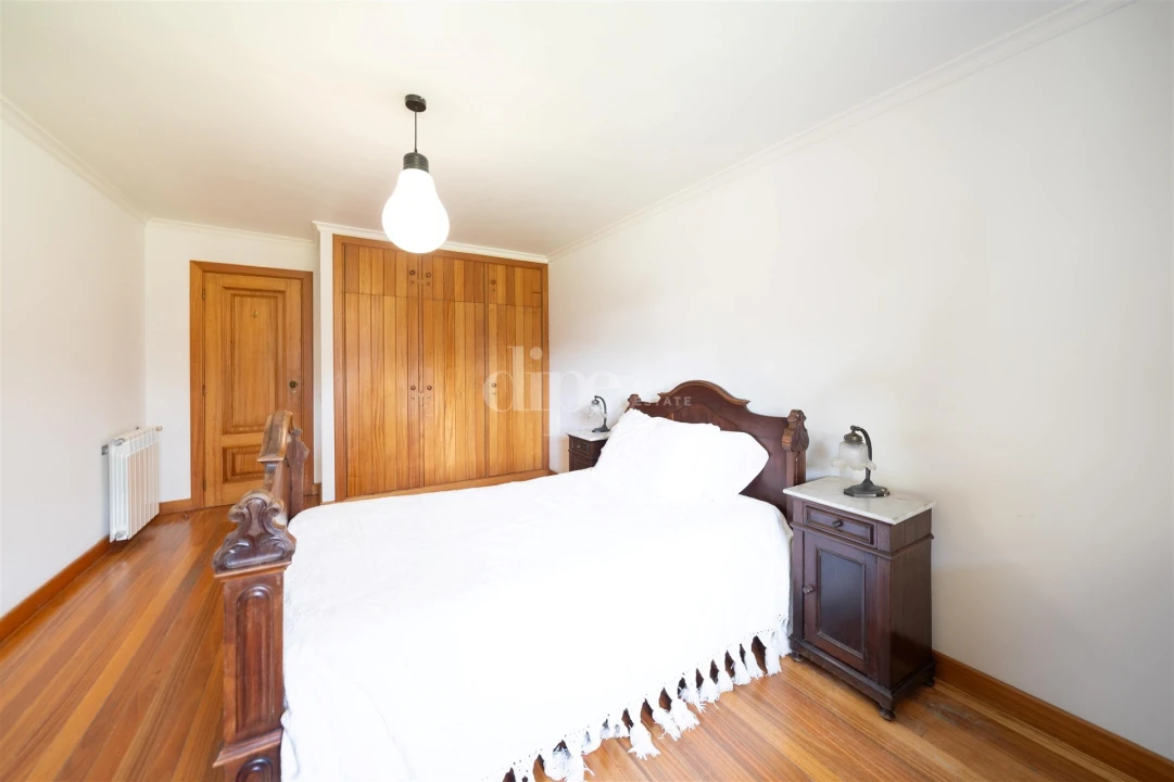 Apartamento T4 para Venda em Selho (São Cristovão) Foto 19