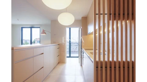 Apartamento T2 para Arrendamento em Cedofeita, Santo Ildefonso, Sé, Miragaia, São Nicolau e Vitória