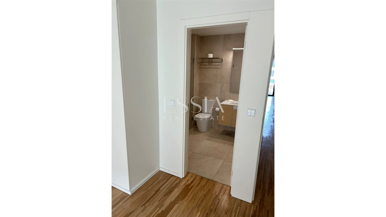 Apartamento T2 para Arrendamento em Cedofeita, Santo Ildefonso, Sé, Miragaia, São Nicolau e Vitória Foto 15