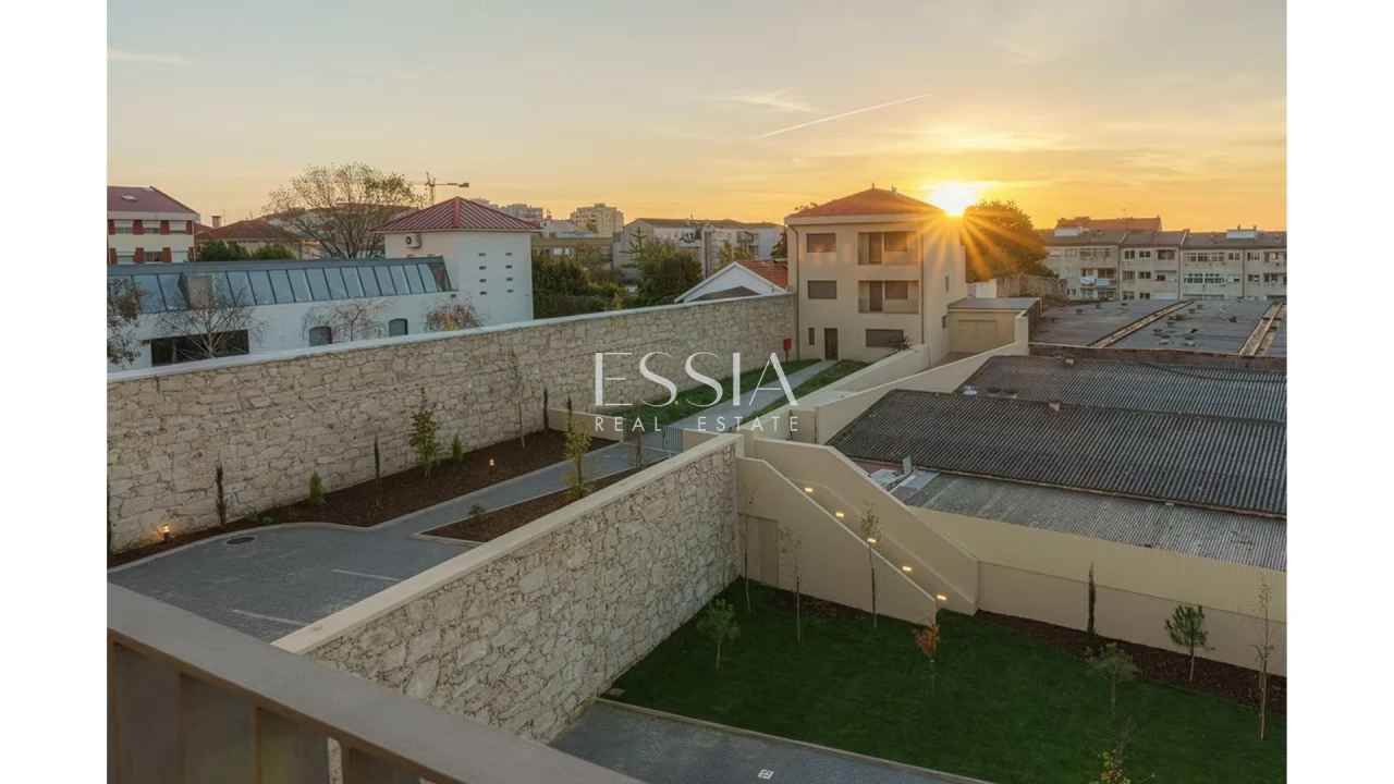 Apartamento T2 para Arrendamento em Cedofeita, Santo Ildefonso, Sé, Miragaia, São Nicolau e Vitória Foto 20