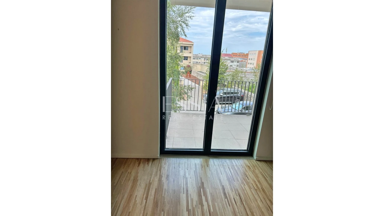 Apartamento T2 para Arrendamento em Cedofeita, Santo Ildefonso, Sé, Miragaia, São Nicolau e Vitória Foto 13