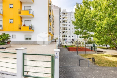 Apartamento T3 para Venda em Marvila, Ribeira Santarém, São Salvador, São Nicolau